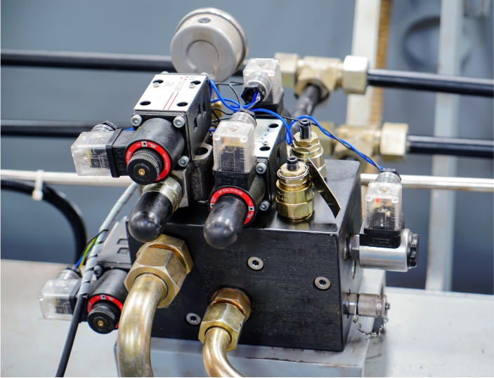 Sheet Metal Bending Machines Hydraulic System