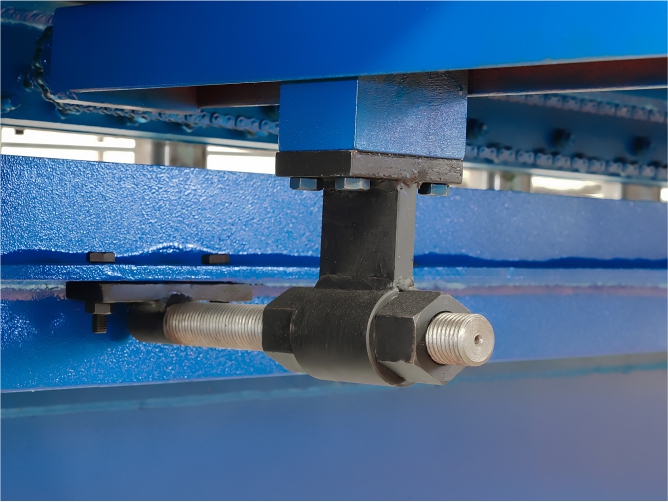 Sheet Metal Cutting Machine Robust and accurate backguage fitting